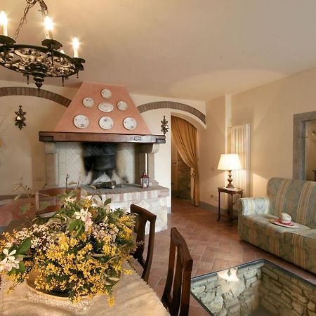 Aparthotel La Vecchia Sassa Montaione Esterno foto