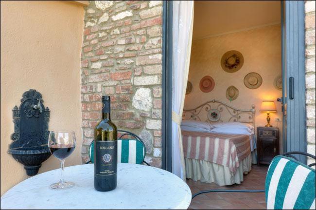 Aparthotel La Vecchia Sassa Montaione Esterno foto