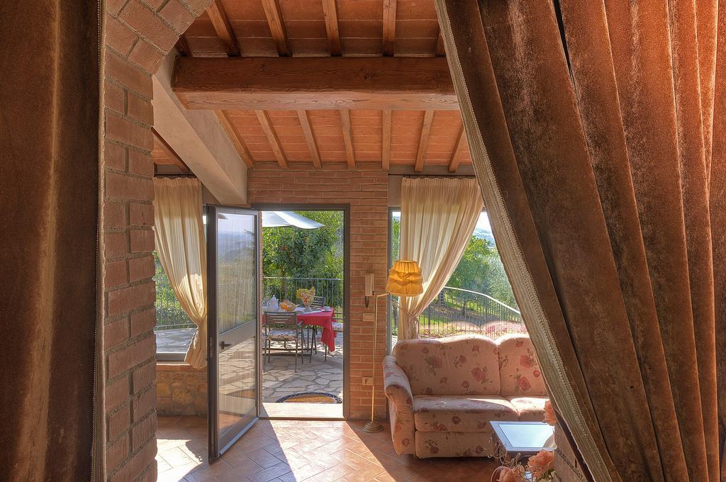Aparthotel La Vecchia Sassa Montaione Esterno foto