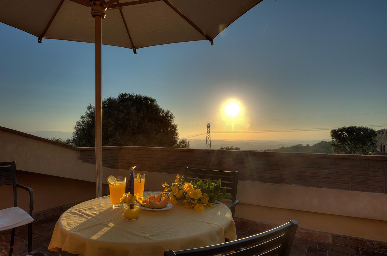 Aparthotel La Vecchia Sassa Montaione Camera foto